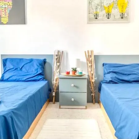 Room 2- Private Room With Balcony Ac Wifi And En Suite Sliema